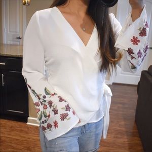 🏷 SALE - Bell Sleeve Floral Embroidered Wrap Top